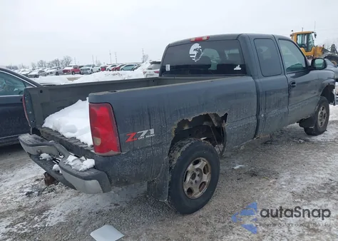 2003 Chevrolet Silverado 1500 Ls z USA, uszkodzony, nr VIN 2GCEK19T331313278